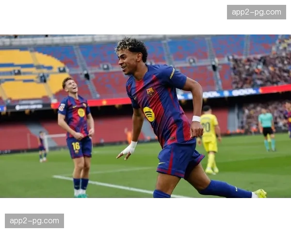 巴萨半场射门10-1碾压黄潜 控球率65%展现统治级压制力 巴萨半场射门10-1碾压黄潜 控球率65%展现统治级压制力